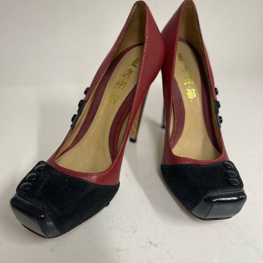 L.A.M.B. Stiletto
